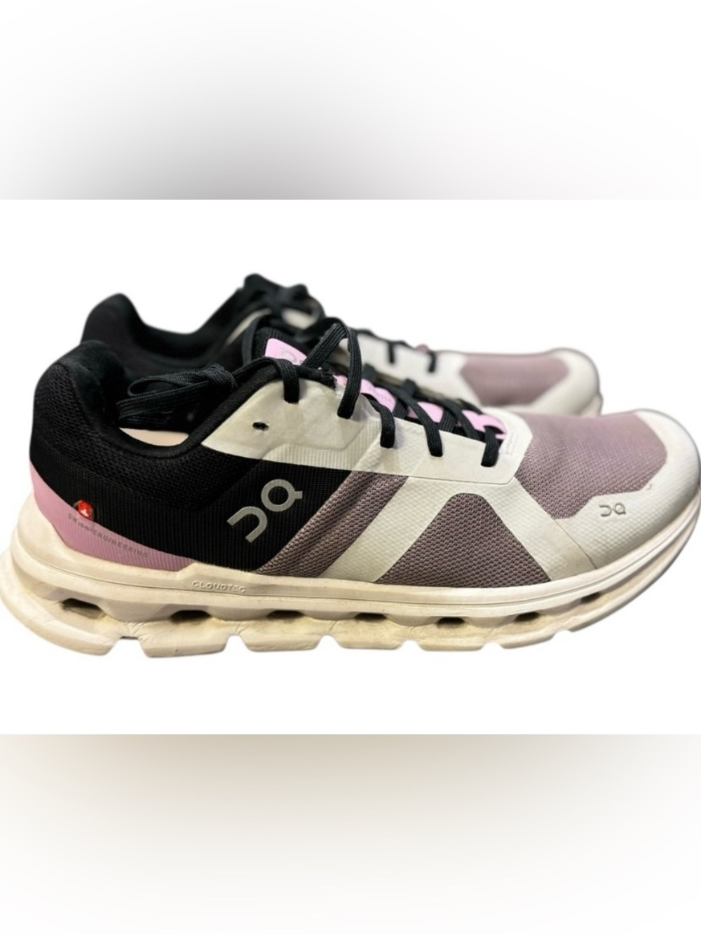 On running cloud runner shoes 9.5